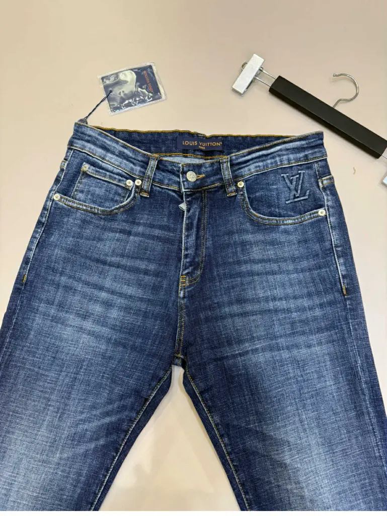 5a772afc-38d5-45f2-b613-eabfb66c5d7d (1).webp