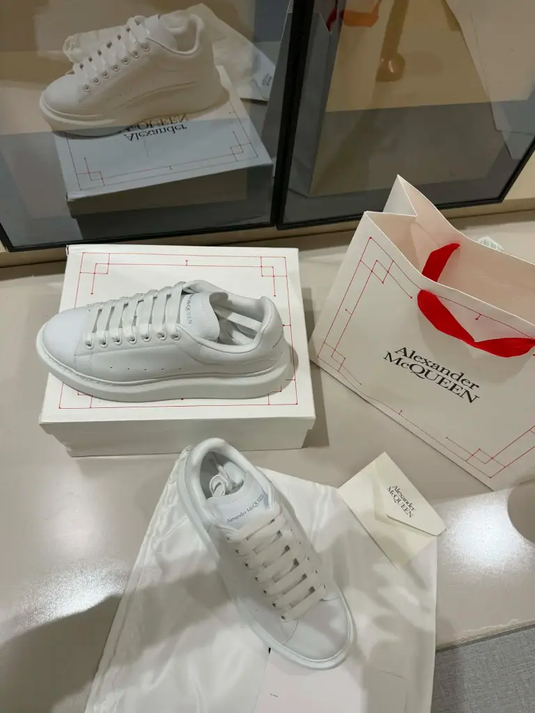 Alexander MeQUEEN White