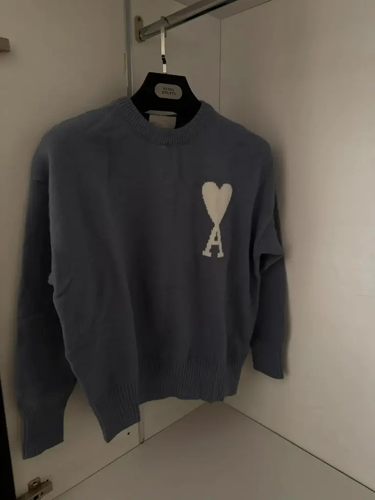 Ami Paris Bleu Ciel unisexe