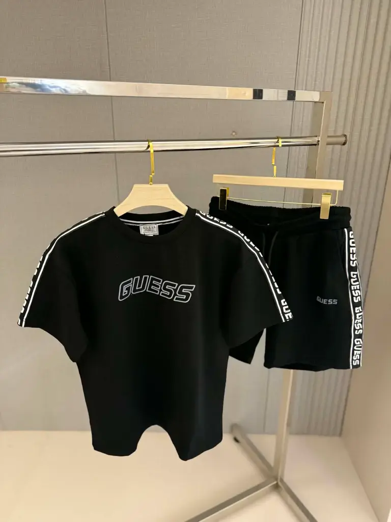 Set Guess Noir 